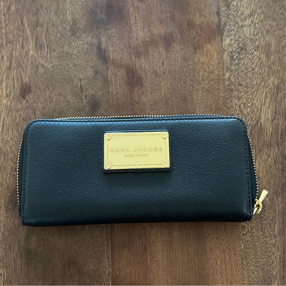 Marc Jacobs Black and Gold Zip Wallet